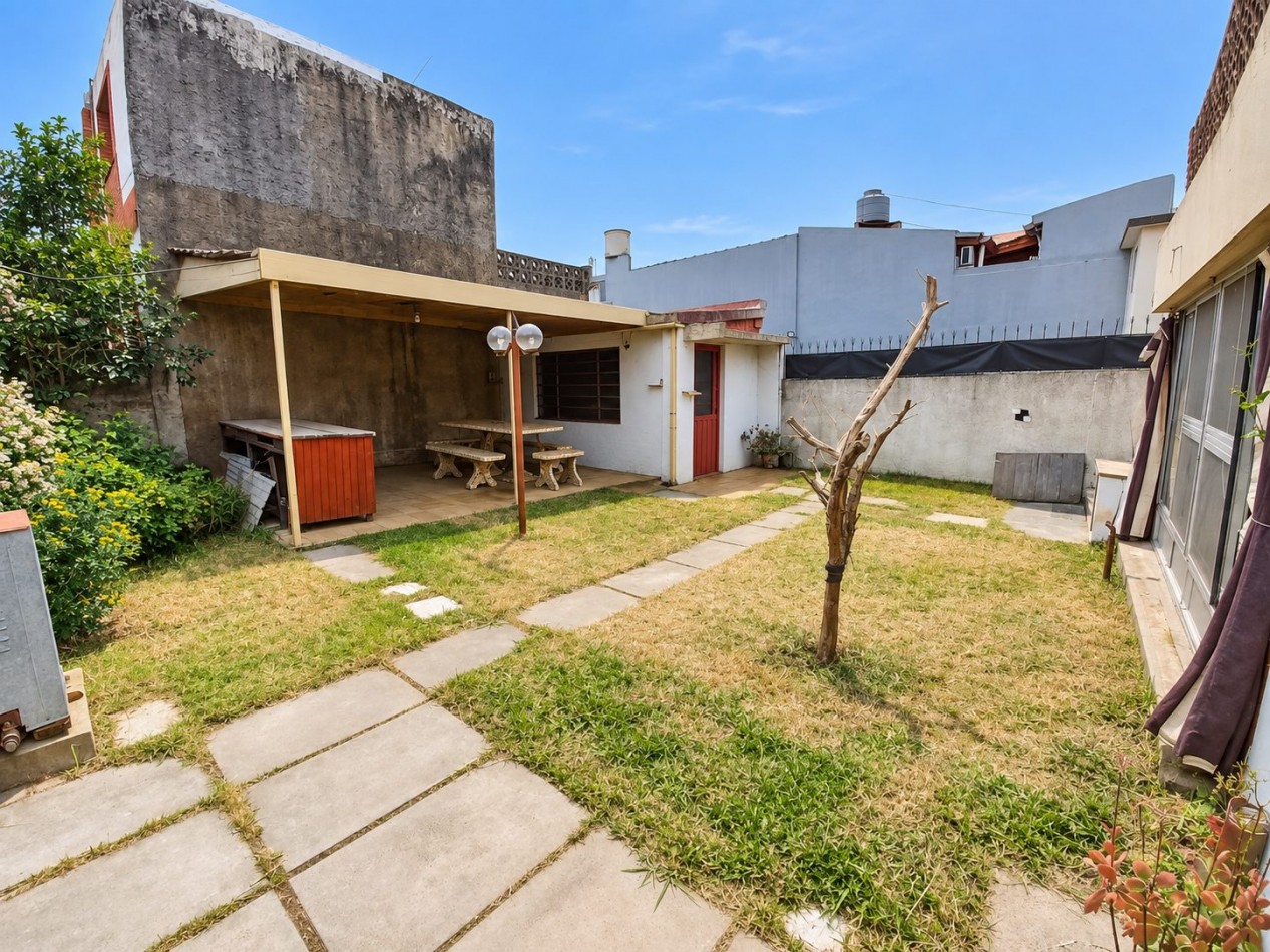 Casa en venta en Castelar Sur