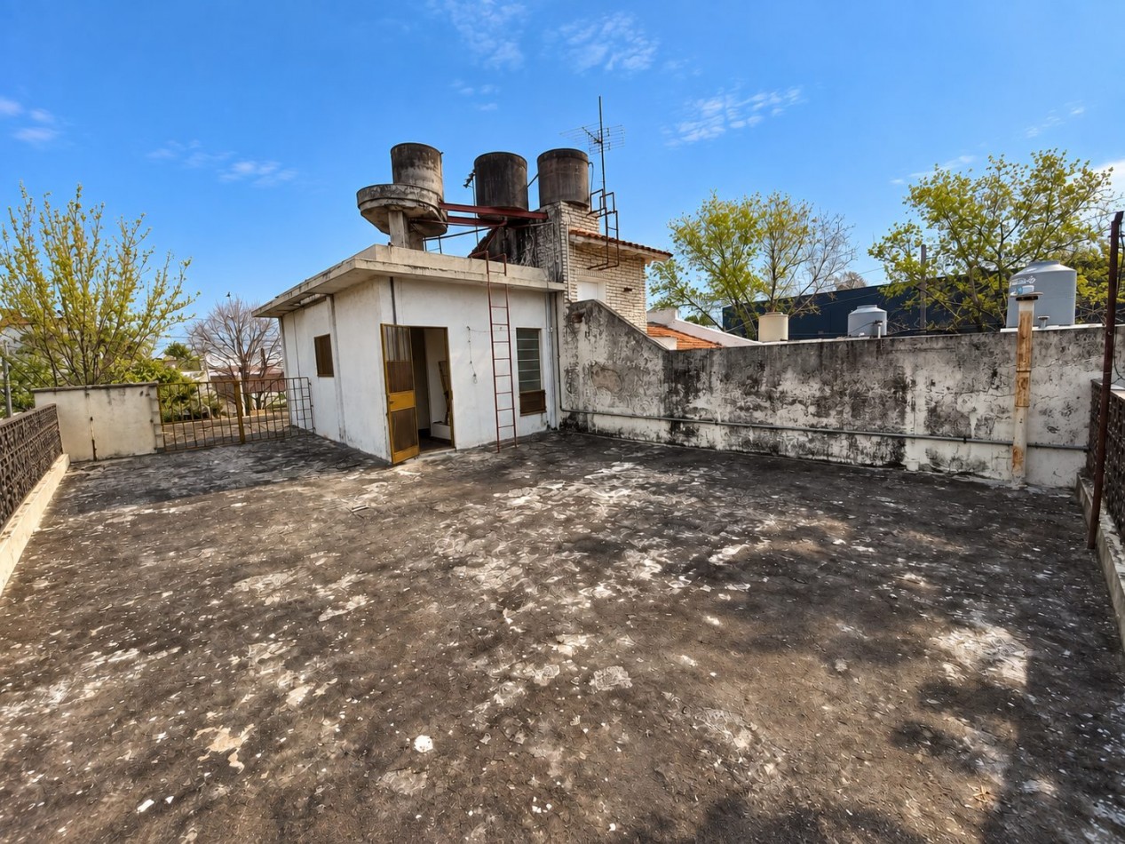Casa en venta en Castelar Sur