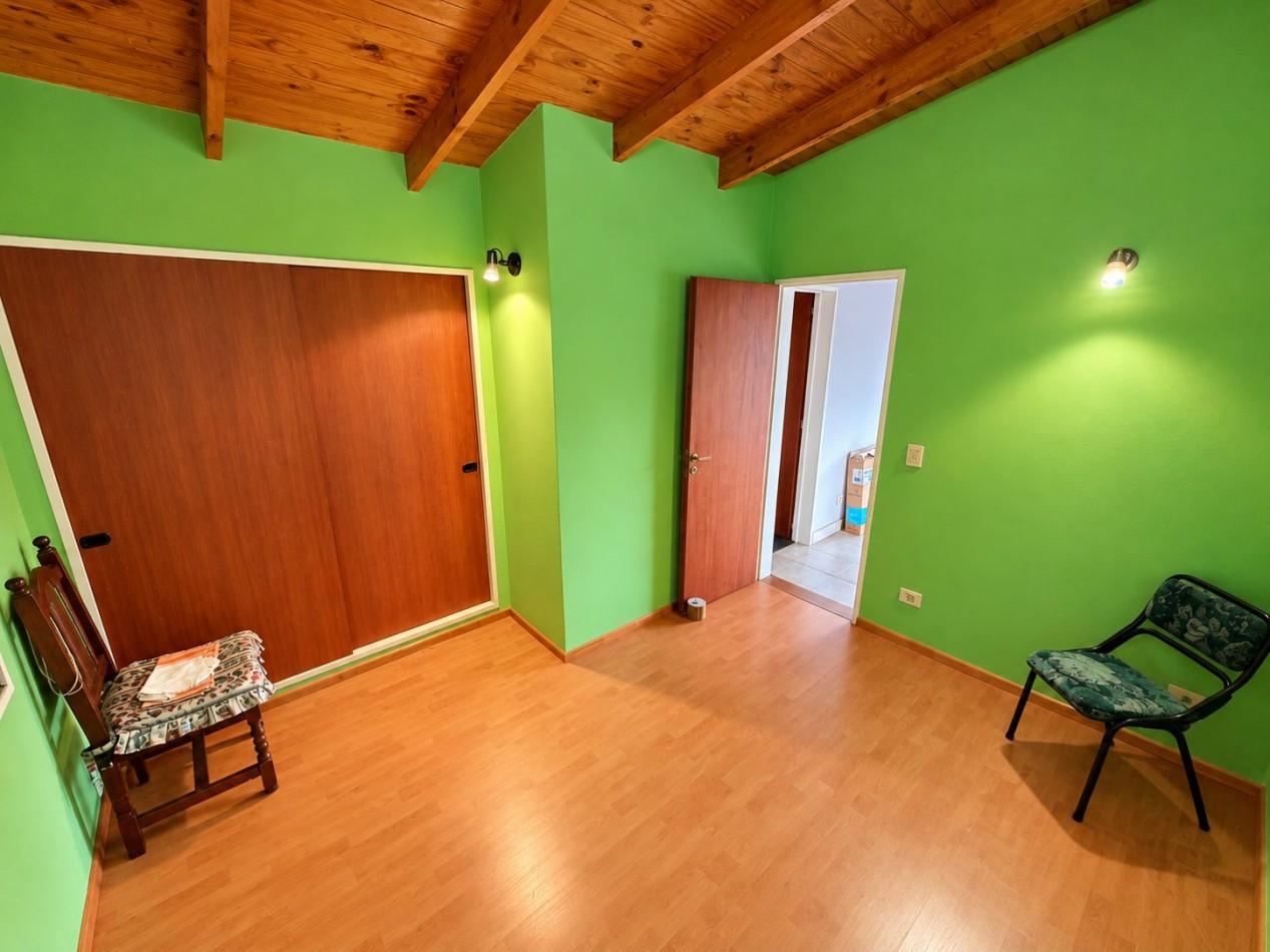 Casa en alquiler en Villa Ballester