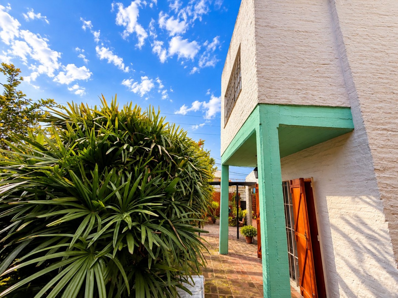 Casa en alquiler en Villa Ballester