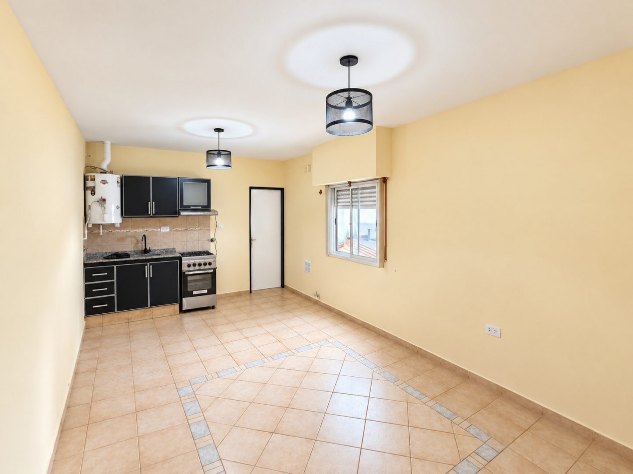 Departamento de 2 ambientes en alquiler en Moron Sur