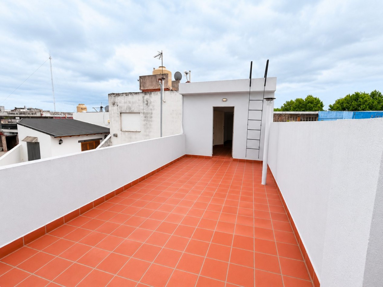 Departamento de 2 ambientes en alquiler en Moron Sur