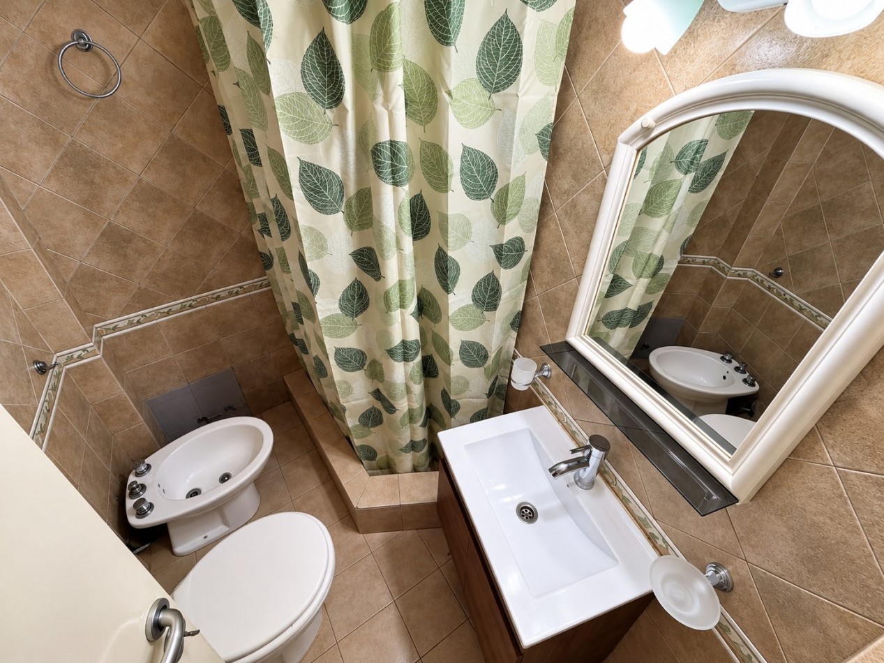 Departamento de 2 ambientes en alquiler en Moron Sur