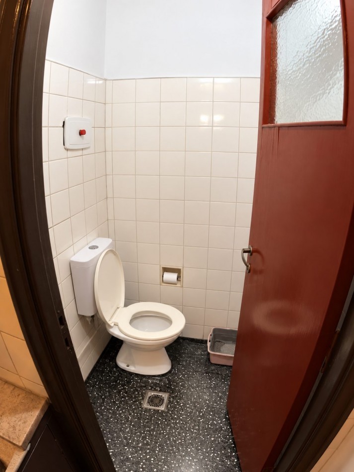 Local en venta en excelente ubicacion de Castelar Sur