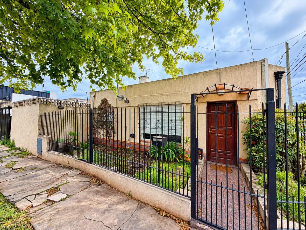 Casa en venta en Castelar Norte