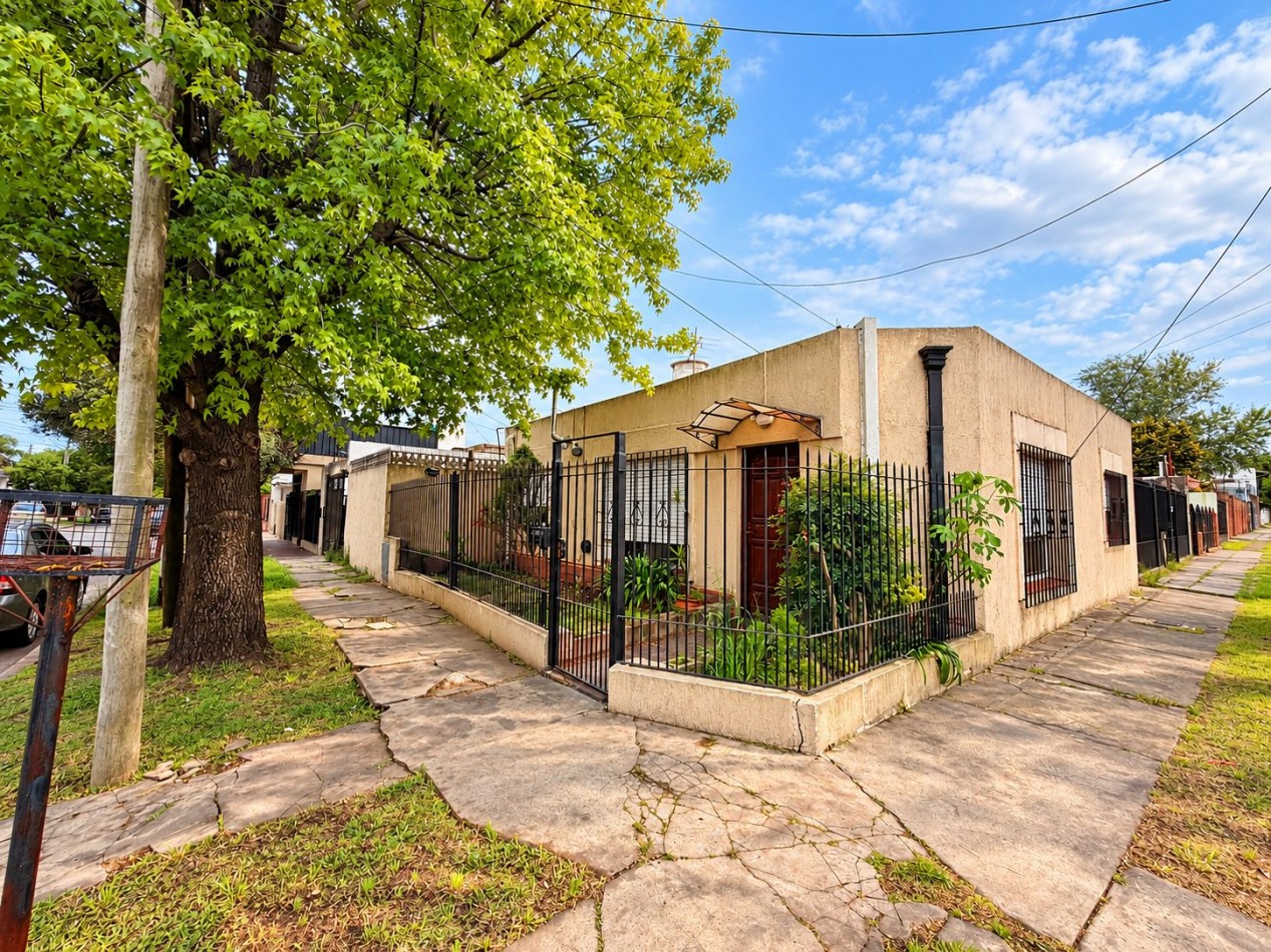 Casa en venta en Castelar Norte
