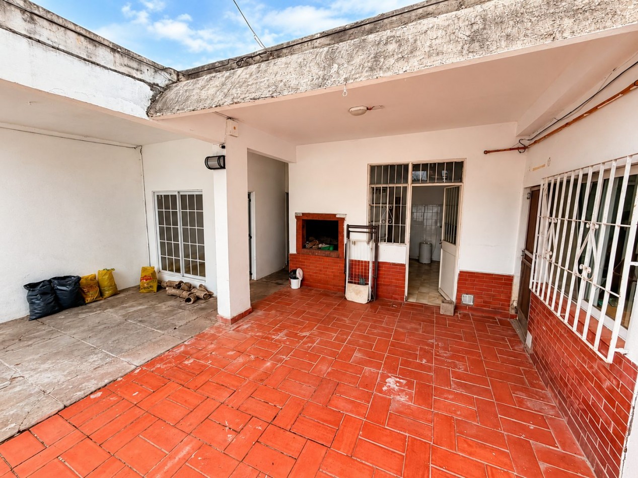 Casa en venta en Castelar Norte