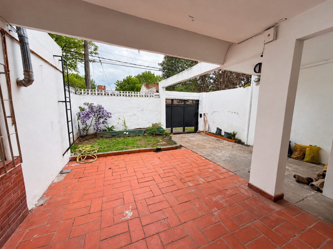 Casa en venta en Castelar Norte