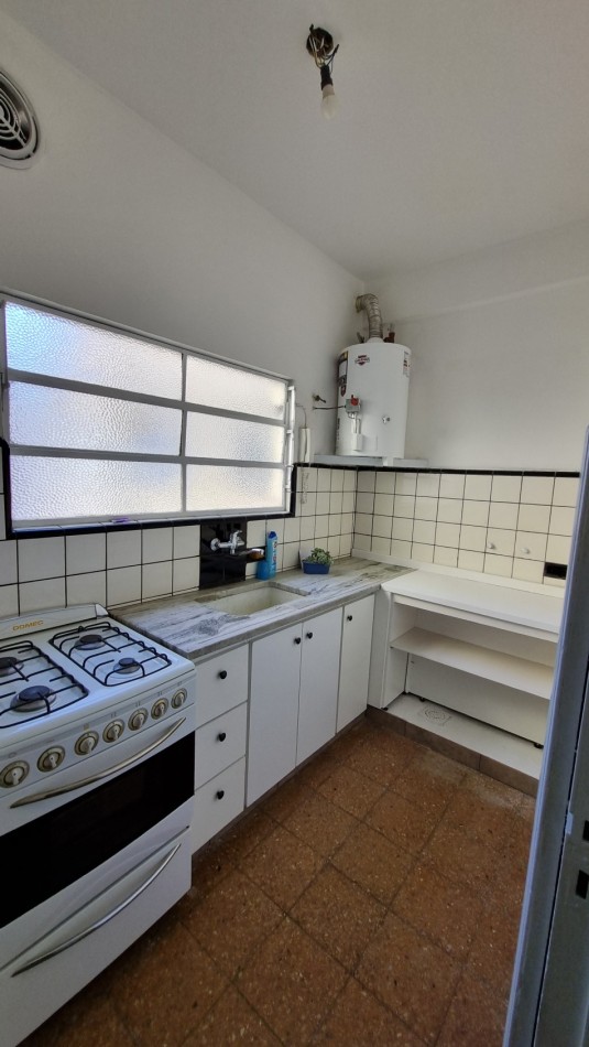 Departamento de tres ambientes a la venta en Castelar