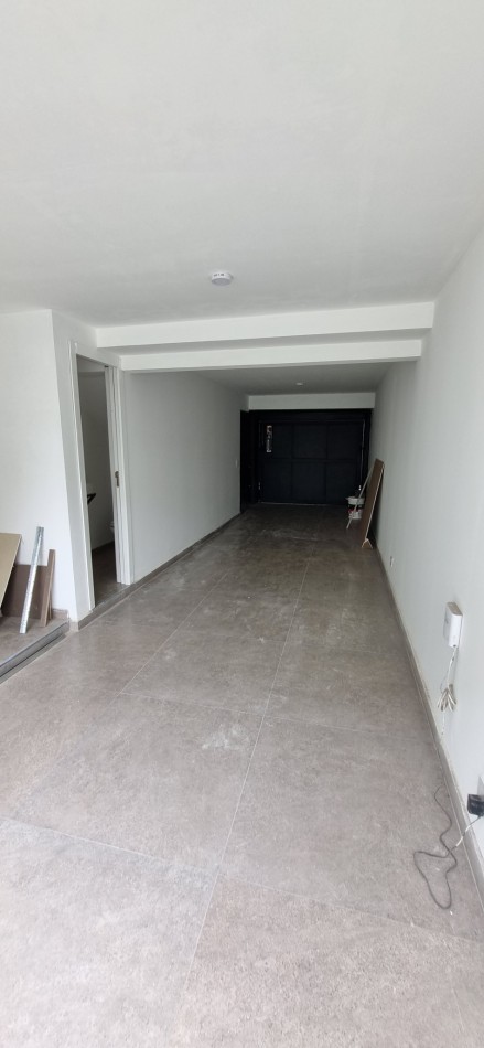 ALQUILER - Duplex 3 Amb   a ESTRENAR- Castelar  Sur- 