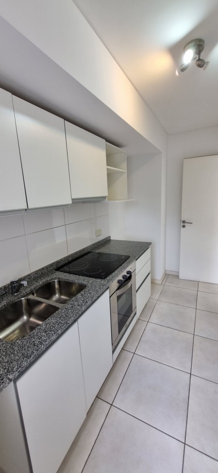 Departamento de dos ambientes a la venta en Castelar