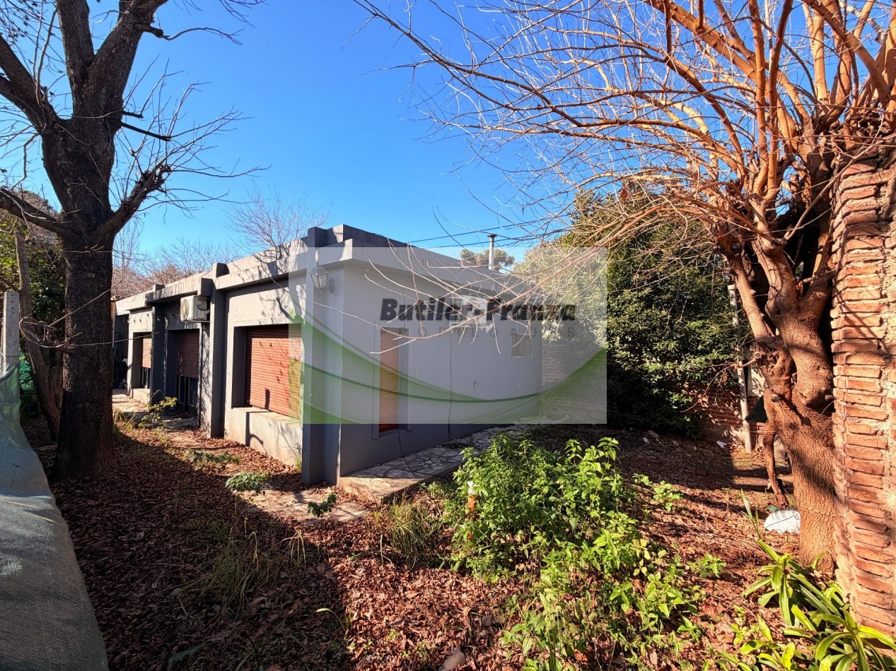 Venta de amplio terreno en Ituzaingo