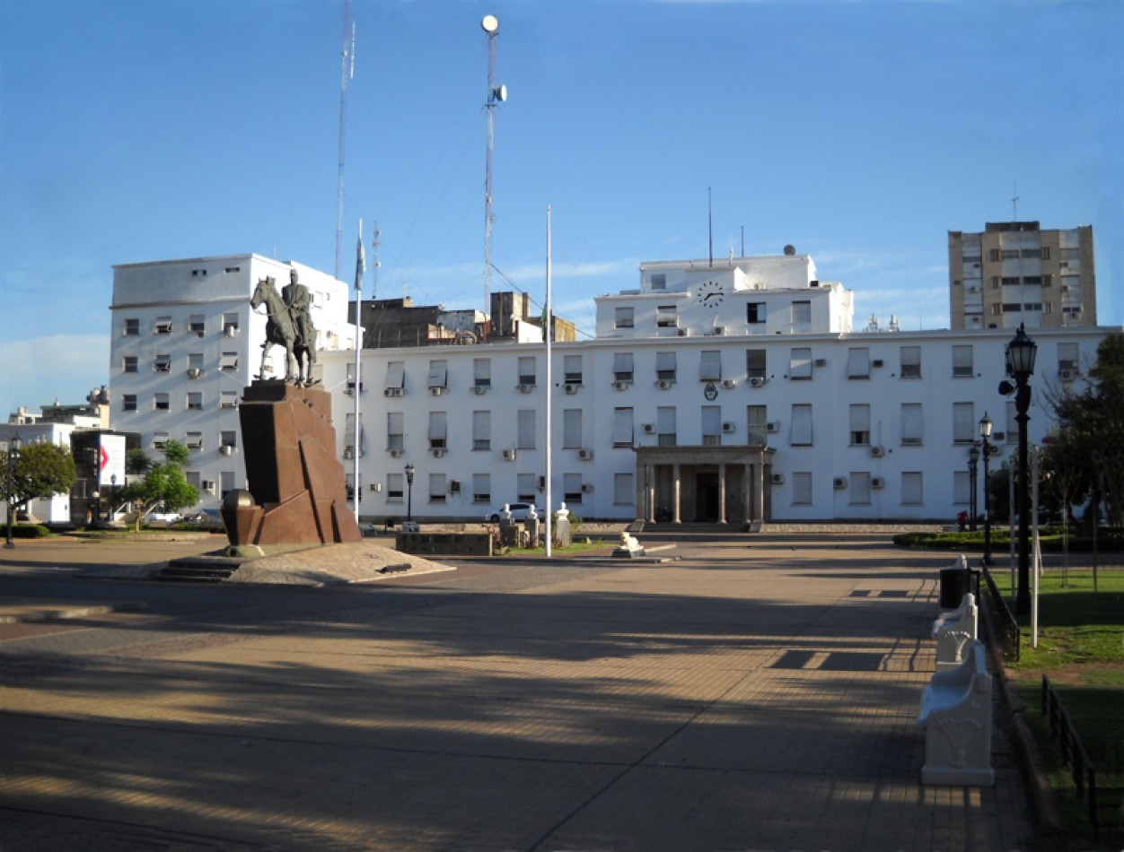 Venta Departamento Monoambiente al Frente - Moron-Zona Tribunales