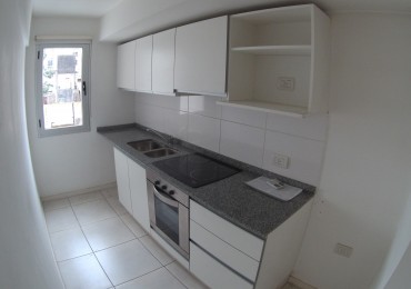 Venta departamento de dos ambientes en Castelar