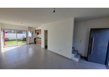 Alquiler duplex 3 amb. en Ituzaingo Norte