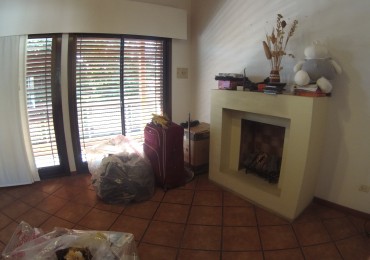 P.H. de 3 ambientes en Castelar Sur