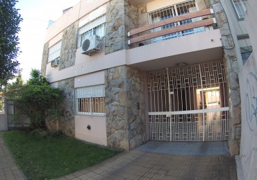 Departamento de 2 amb. en Castelar Norte