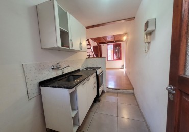 Venta de duplex apto credito en Castelar