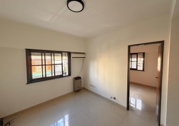 Departamento 2 amb. en venta en Castelar Norte