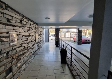 Vendemos departamento en Castelar