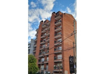 Venta de departamento de dos ambientes en Castelar